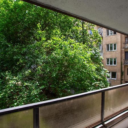 Stylish Quentin Apartment In The King Street Budapest Exteriör bild