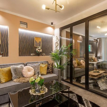 Stylish Quentin Apartment In The King Street Budapest Exteriör bild